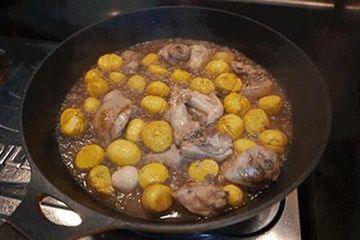 板栗烧排骨，美味又营养